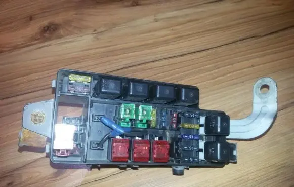 Subaru Legacy Fuse box set
