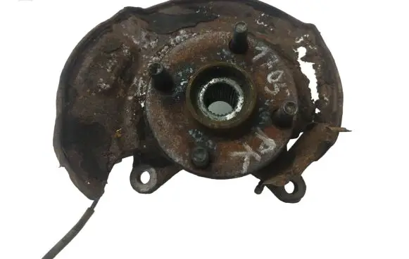 Toyota Yaris Front wheel hub
