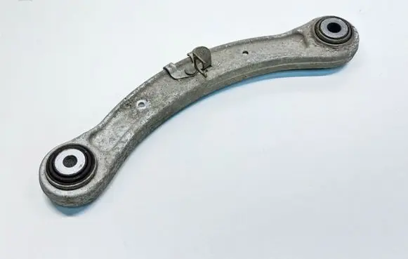 Volkswagen Touareg II Rear upper control arm/wishbone 7L0505323A