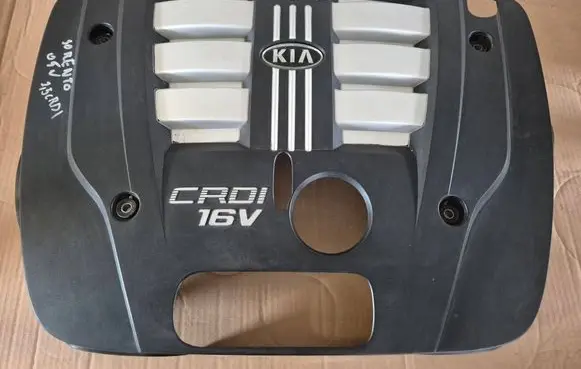 KIA Sorento Engine cover (trim) 
