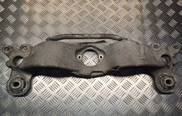Audi A4 S4 B6 8E 8H Gearbox mounting bracket 8E0399263S