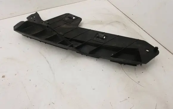 Volvo XC70 Front bumper mounting bracket 30796388 BP35A