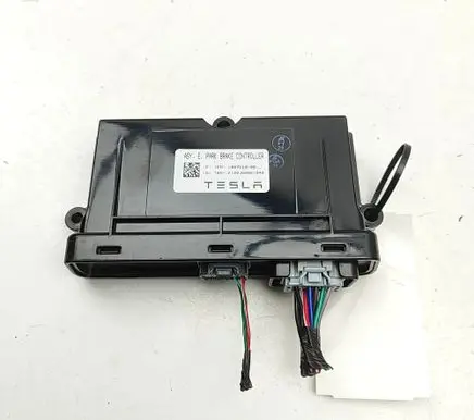 Tesla Model X Rear brake EMF control unit/module 100761800J
