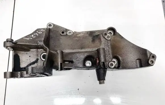 Nissan Primera Engine mounting bracket 8200183234