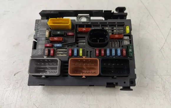 Fuse box set