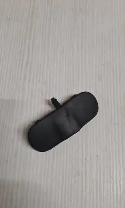 Windshield washer spray nozzle