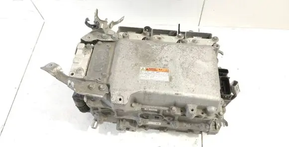 Toyota RAV 4 (XA40) Voltage converter inverter G92A042030