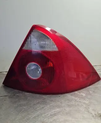 Ford Mondeo Mk III Rear/tail lights 1S7113404A 0374D 3S7113404A