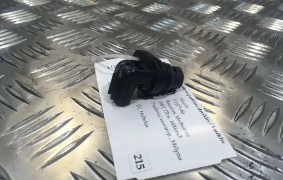 Mazda 3 I Crankshaft position sensor J5T30471