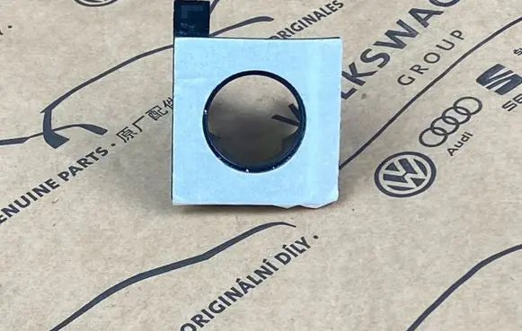 Volkswagen Touran I Front parking sensor holder (PDC) 1T0919491F