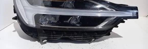 Volvo XC60 Headlight/headlamp 31420418 2836192