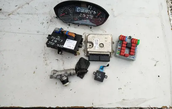 Fiat Ducato Engine control unit/module ECU 52127147