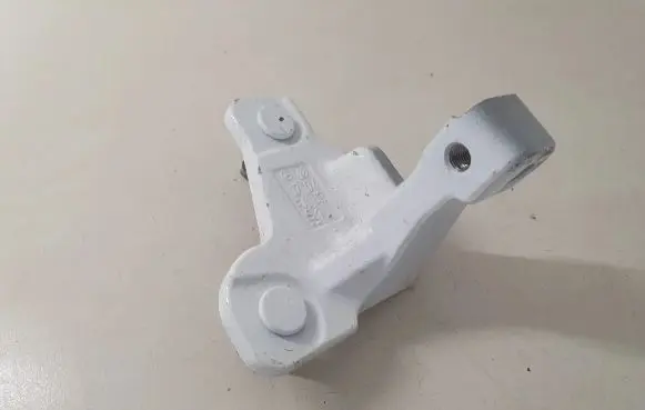 Mercedes-Benz C W205 Front door lower hinge 