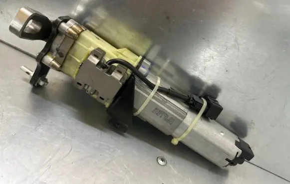Audi A6 S6 C7 4G Tailgate/trunk strut/damper 4G9827851 160312