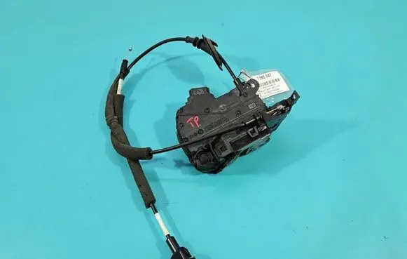 Renault Captur Rear door lock 825008835R IMPRK1595047