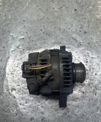 Toyota Avensis T250 Generator/alternator