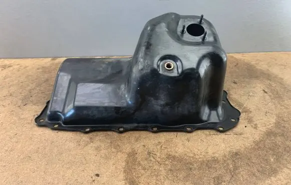 Oil sump