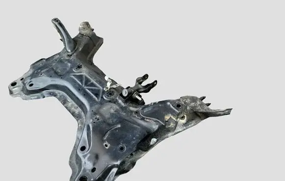 Peugeot 3008 I Front subframe