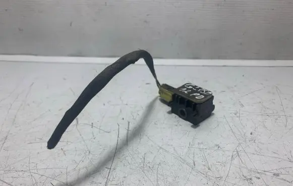 Mercedes-Benz GL X164 Airbag deployment crash/impact sensor 0038202926