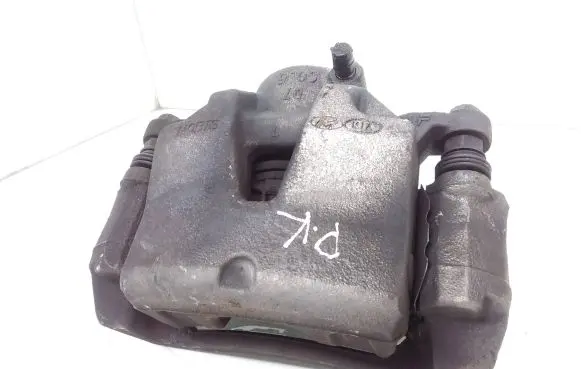 Hyundai Tucson TL Front brake caliper