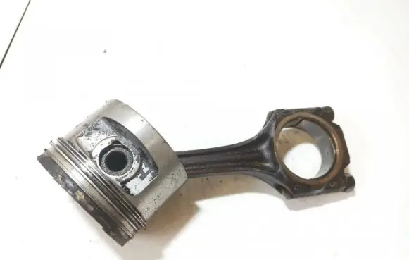 Volkswagen PASSAT B3 Piston with connecting rod 053c