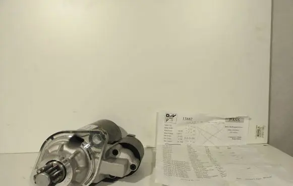 Volkswagen Golf VI Starter motor 2456341 13882