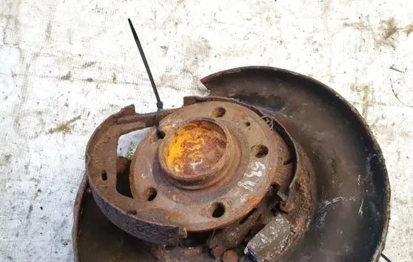 Volvo S60 Handbrake/parking brake pads 