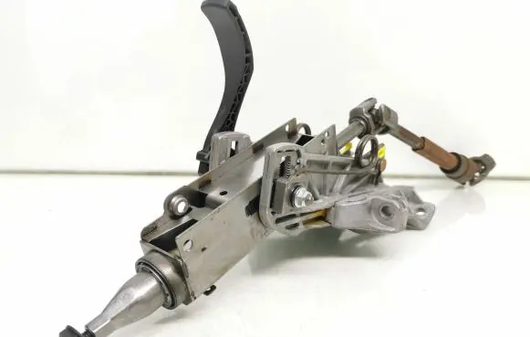 Ford Focus Steering wheel axle BV6N3C529GF H70GB T11100702803
