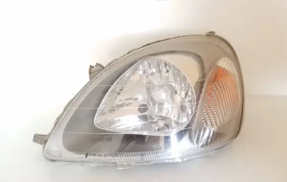 Toyota Yaris Headlight/headlamp L608PC