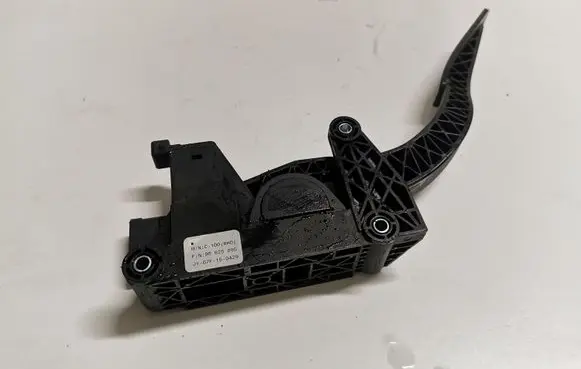 Opel Antara Accelerator throttle pedal 96625895