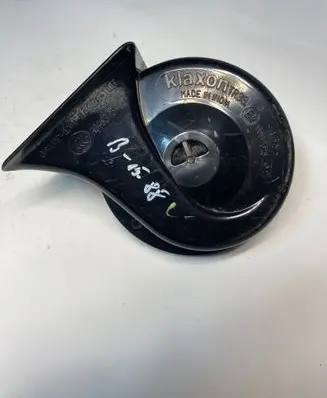 BMW 5 E60 E61 Horn signal 0092015