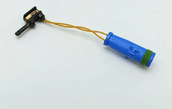 Mercedes-Benz B W246 W242 Brake pads wear sensor 106220318