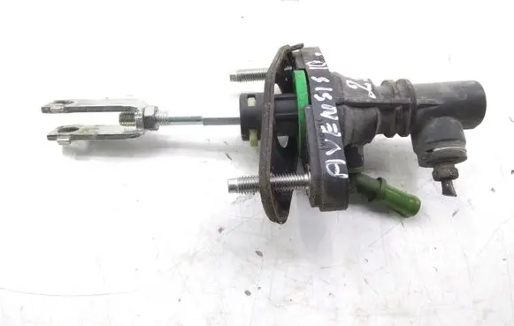 Toyota Avensis T270 Clutch master cylinder