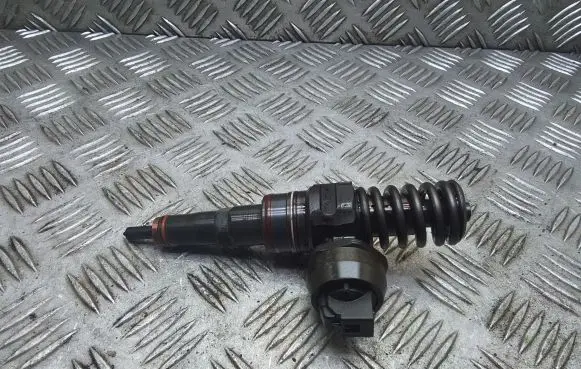 Volkswagen Multivan T5 Fuel injector 07Z130073F 0414720210
