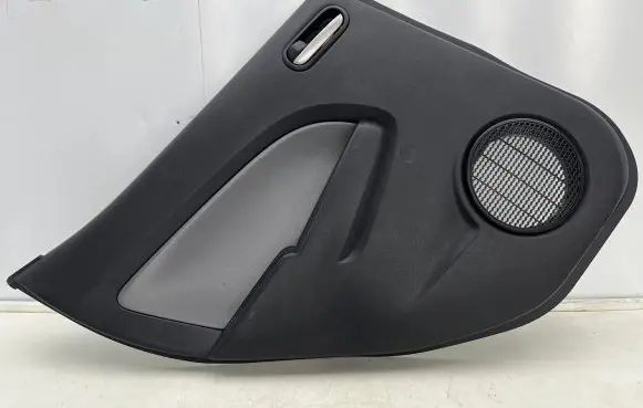 Mazda 2 Coupe rear side trim panel d65168561