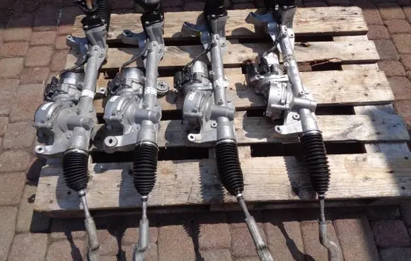 Mercedes-Benz B W247 Steering rack 2474605401