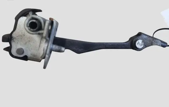 Citroen C4 Grand Picasso Front door check strap stopper