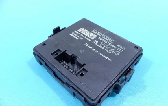 Volkswagen PASSAT B8 Central body control module 5Q0907530AC IMPRK1355324
