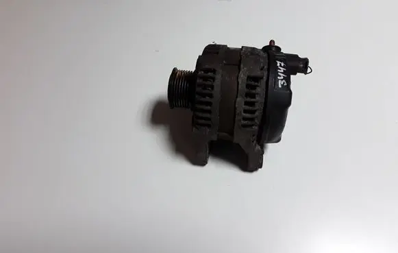 Suzuki Grand Vitara II Generator/alternator 3140067J0