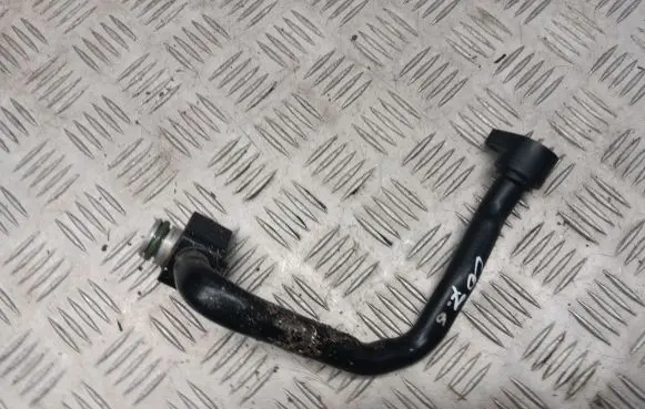 Mercedes-Benz E C207 W207 Oil cooling pipe A2075000872
