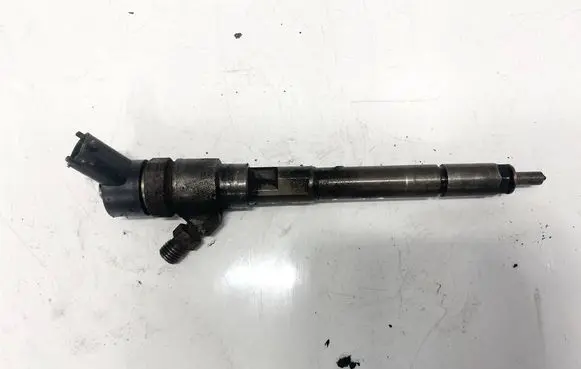 Fuel injector