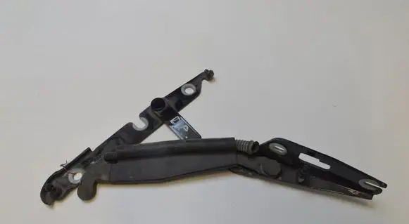Audi A6 S6 C6 4F Tailgate/trunk/boot hinge 4F5827302