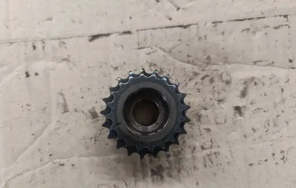 BMW 5 F10 F11 Timing chain sprocket 7797906