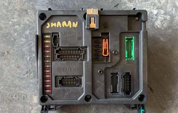 Volkswagen Sharan Comfort/convenience module S108152001