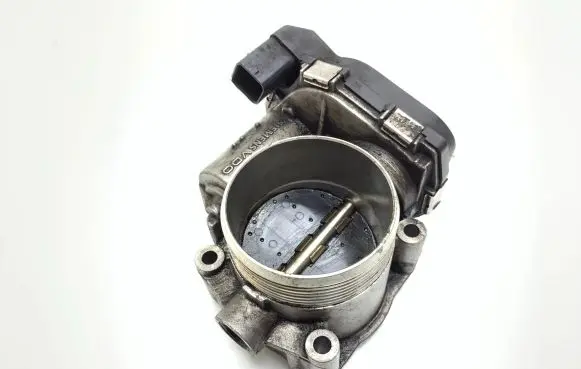 BMW X5 E70 Throttle valve 7555944 755594403