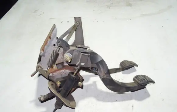 Clutch pedal