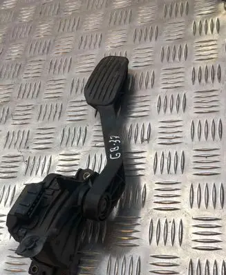 Volvo S60 Accelerator throttle pedal 6PV00853715