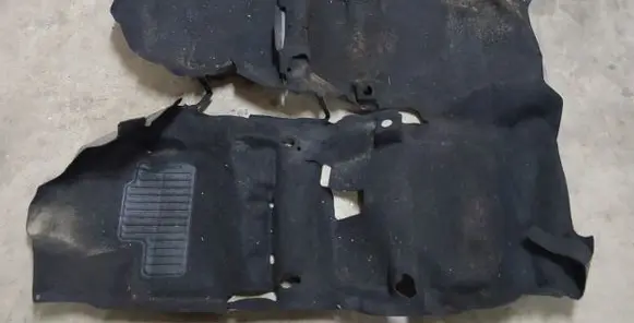 Toyota Yaris Interior carpet 585100D790