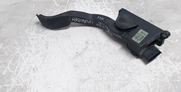 Hyundai Accent Accelerator throttle pedal 0281002546 0281002546506 3271025810
