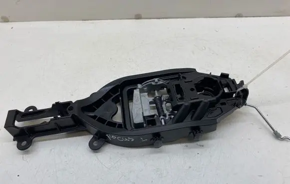 Ford Focus Front door exterior handle/bracket JX7BA224A37GE JX7BA219A65FBH